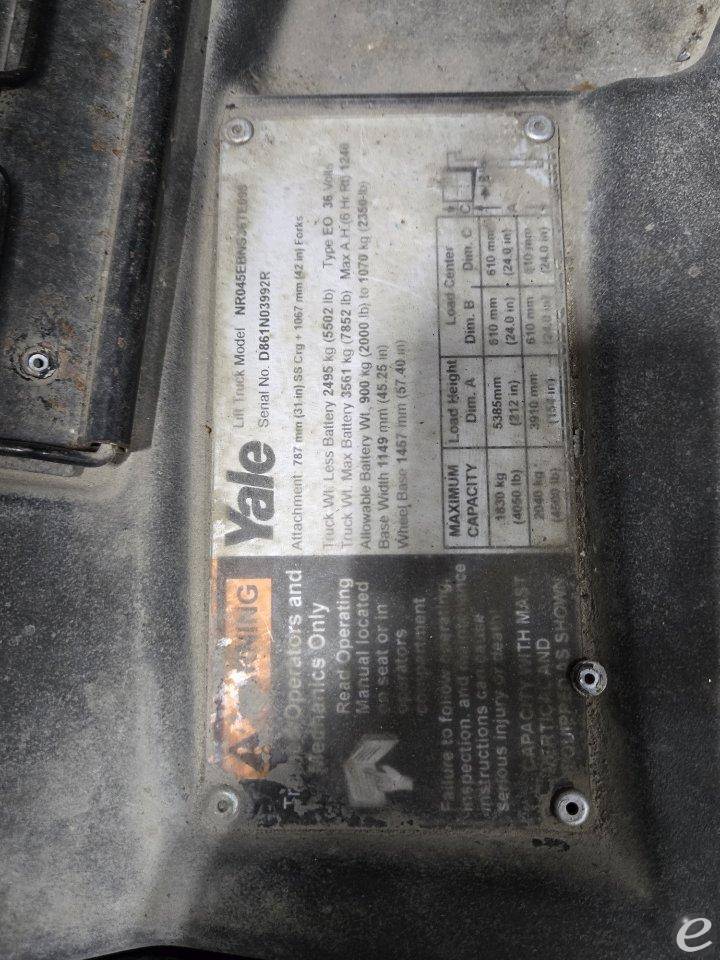 2017 Yale NR045EB