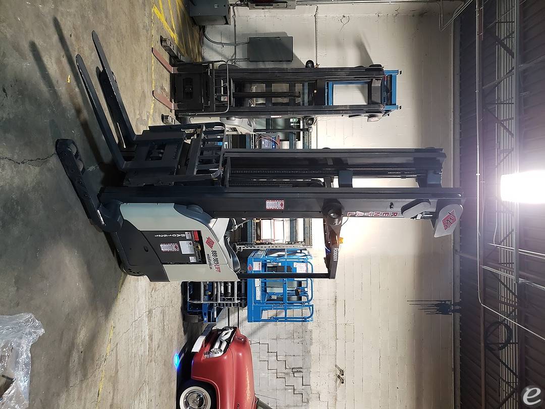 2008 Crown RD5225-30 Electric Reach Truck - 123Forklift