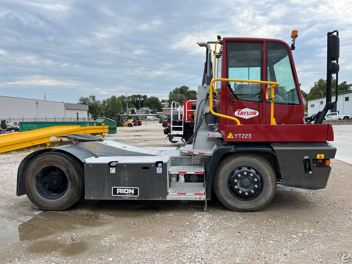 2024 Terberg YT223