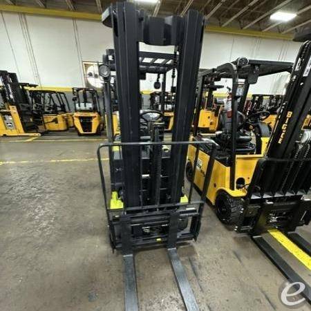 2012 Clark C15CL