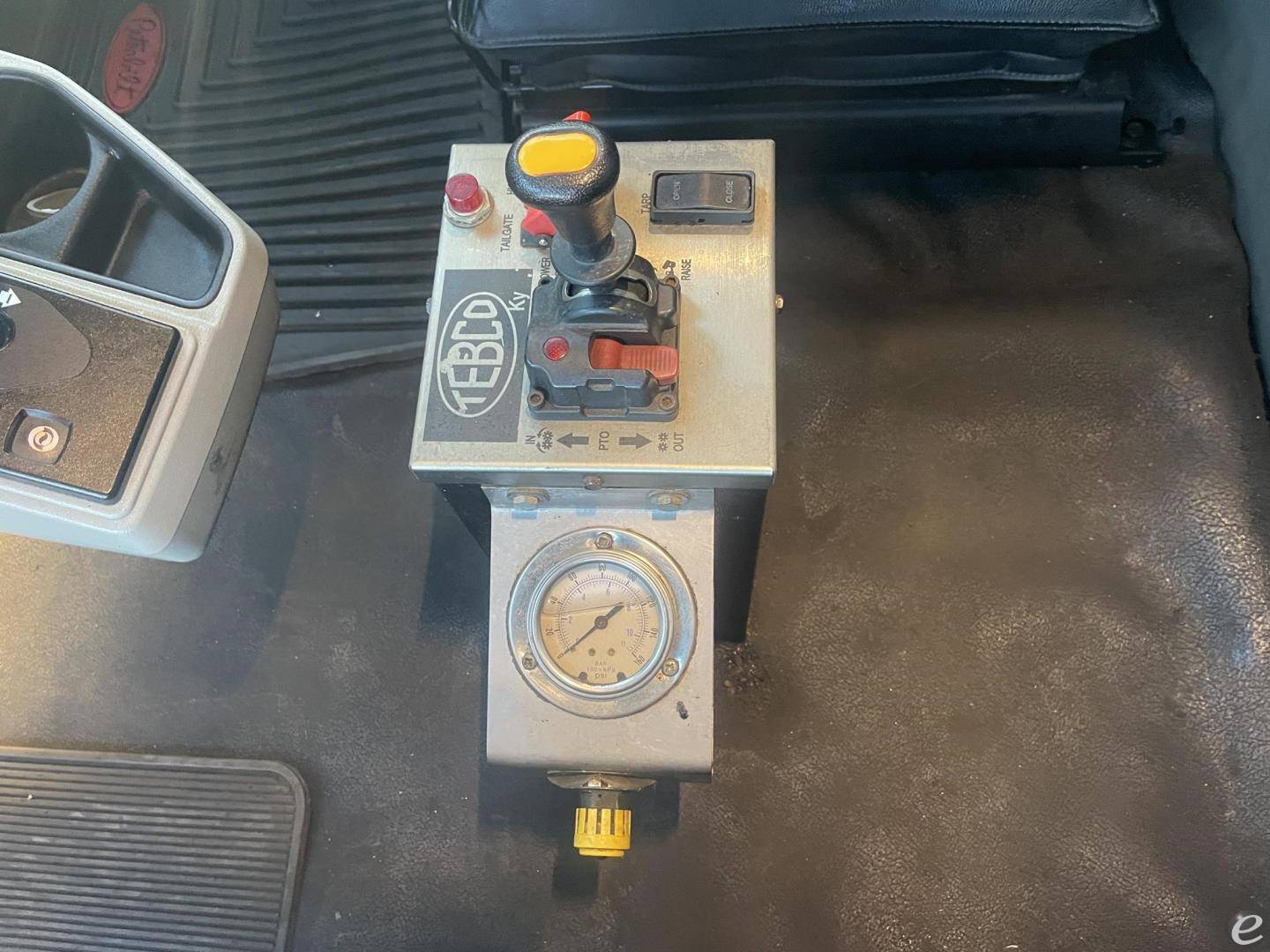 2020 Peterbilt 567