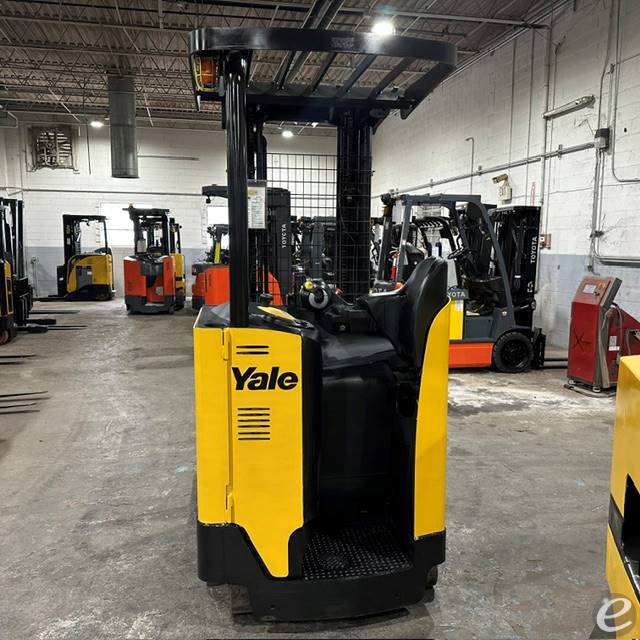 2022 Yale NR045EB