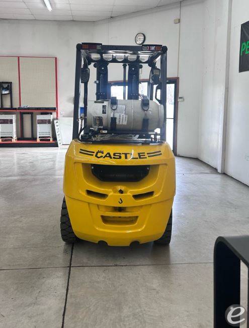 2025 Castle LP7000-FT