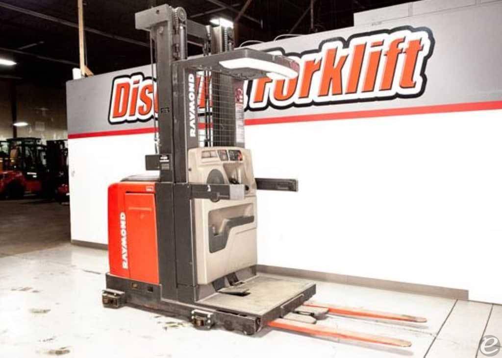 1998 Raymond EASI-OCP3OTT Electric Order Picker - 123Forklift