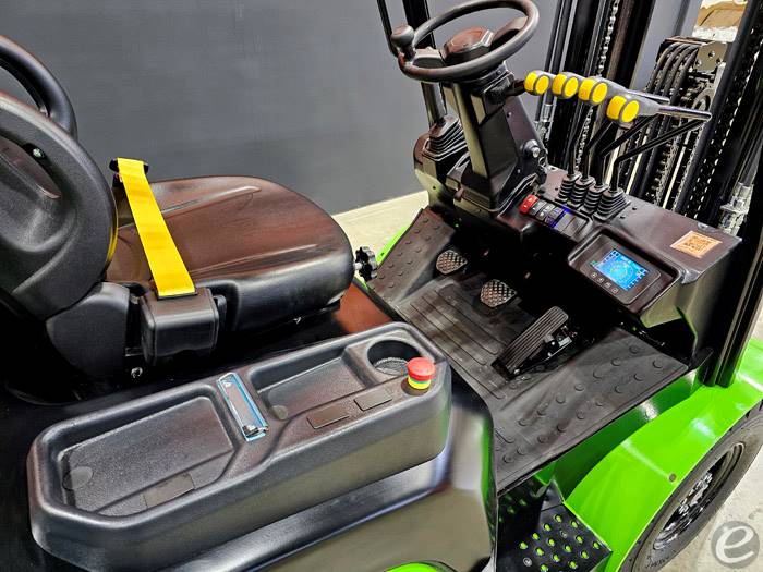 2026 Viper Lift Trucks FD25F