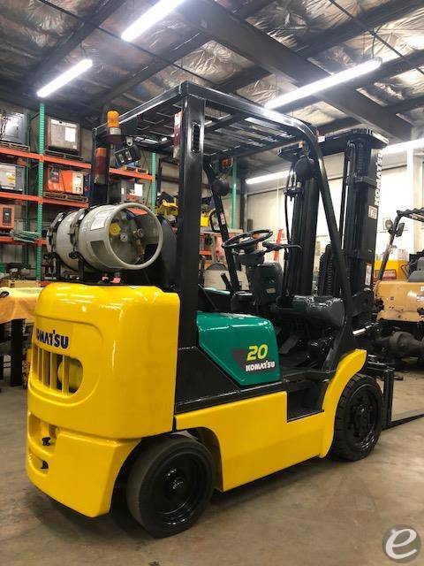 2001 Komatsu FG25ST-12