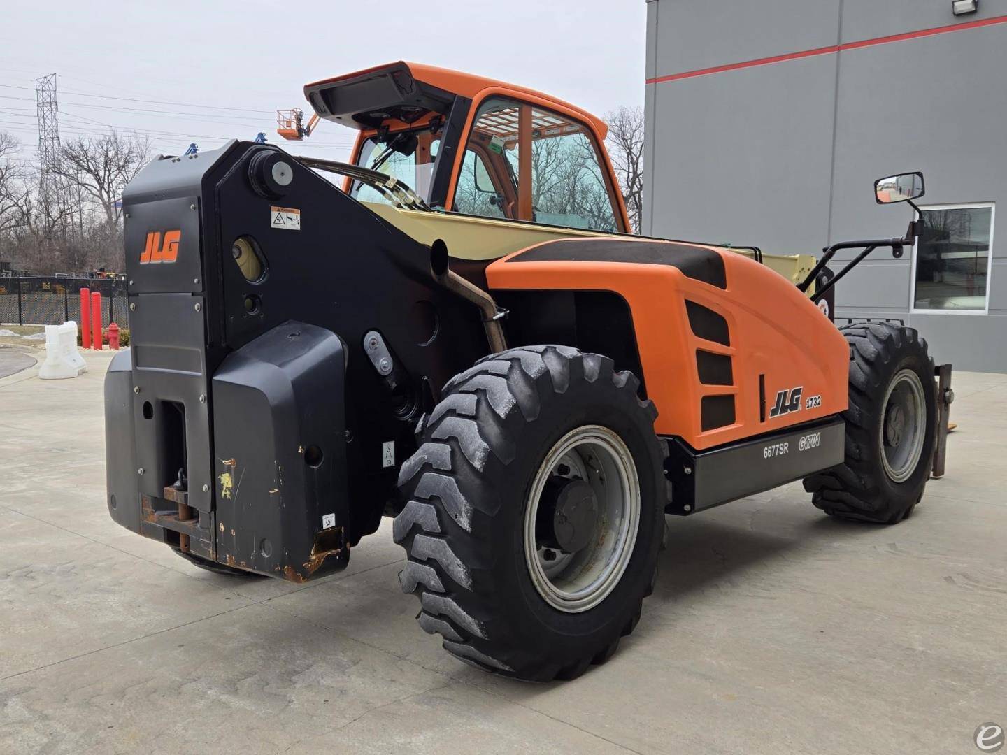 2019 JLG 1732