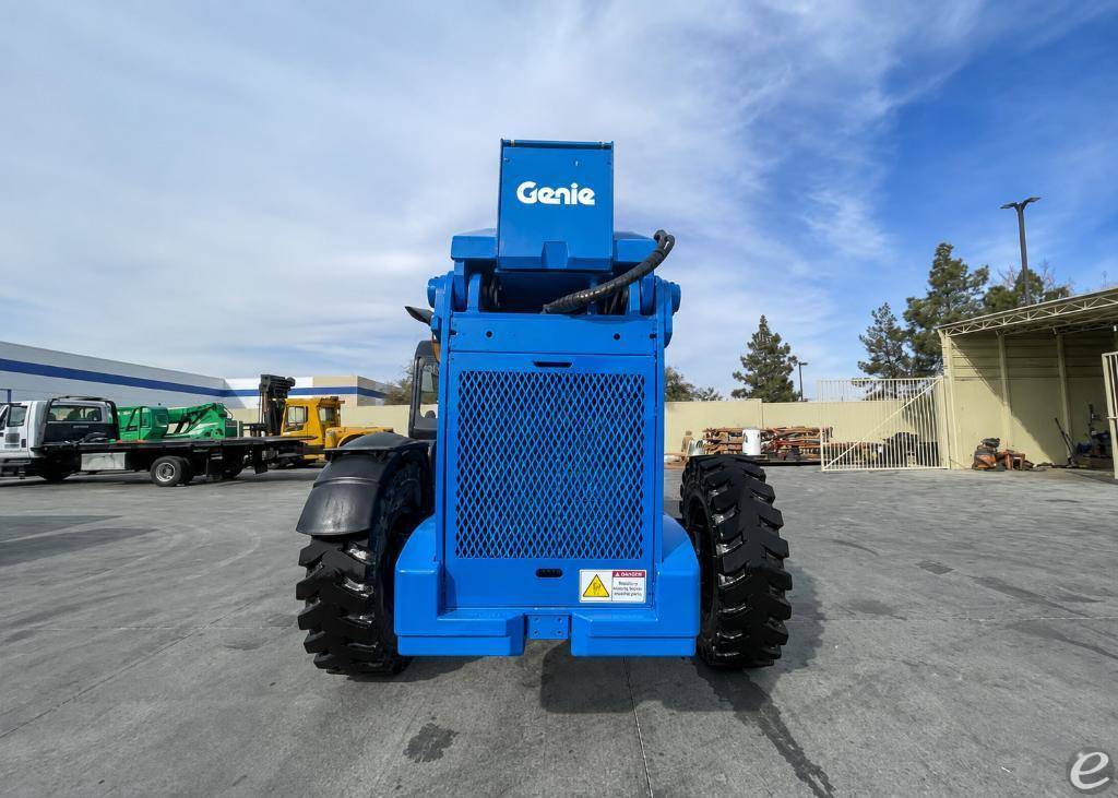 2019 Genie GTH-1056