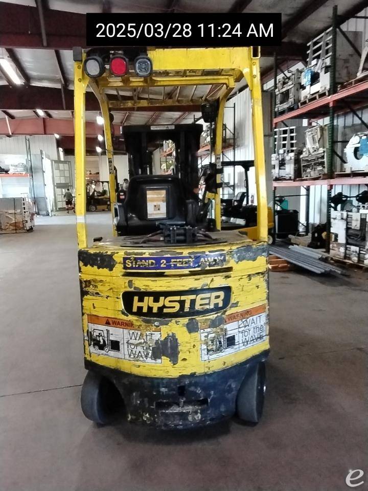 2017 Hyster E80XN
