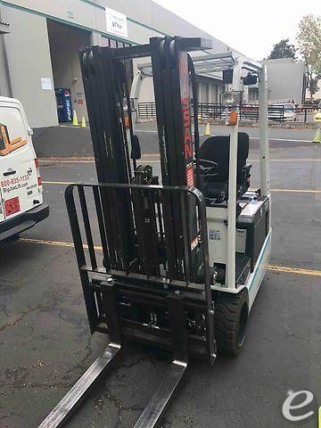 2017 Nissan                        ...
