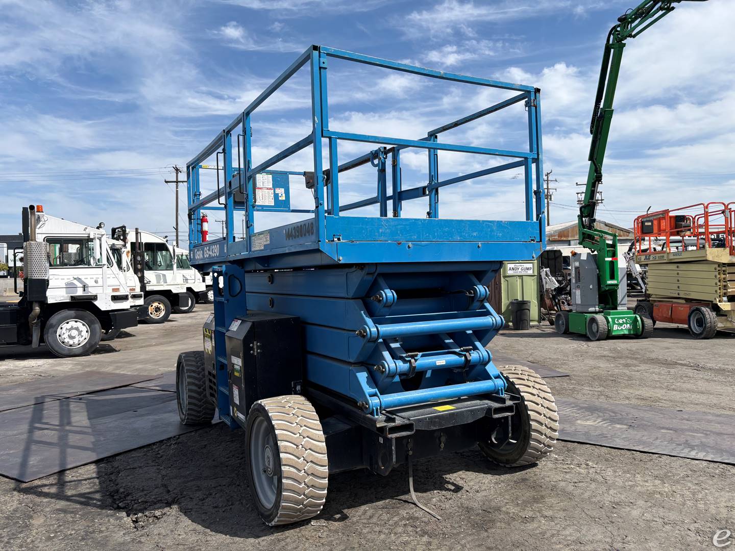 2014 Genie GS-4390
