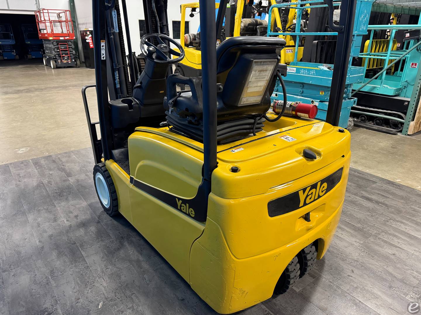 2013 Yale ERP040VT