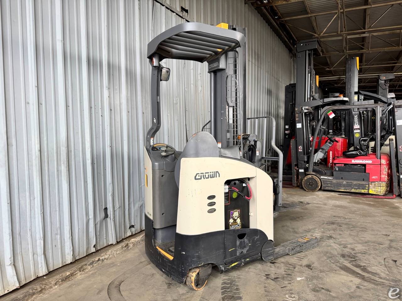 2014 Crown RM6025-45