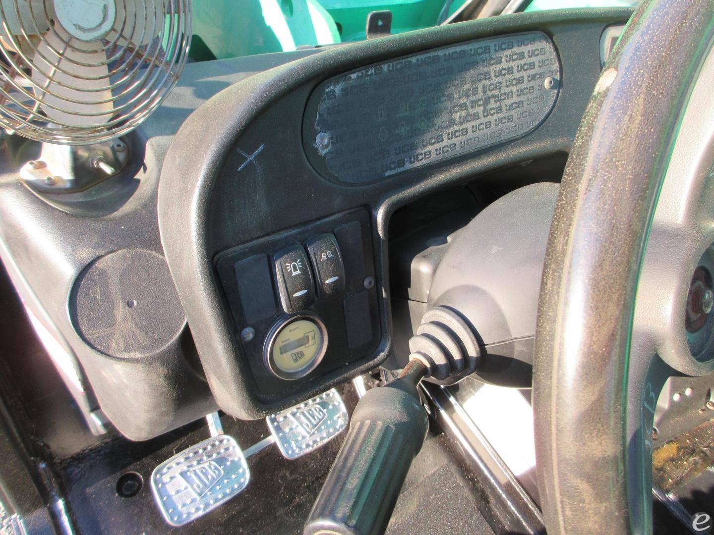 2015 JCB 512-56