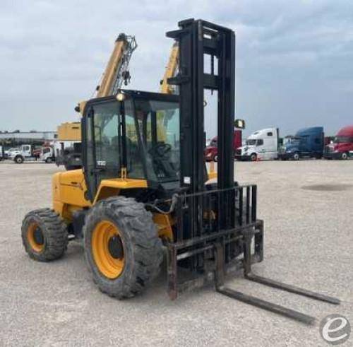 2019 JCB 930