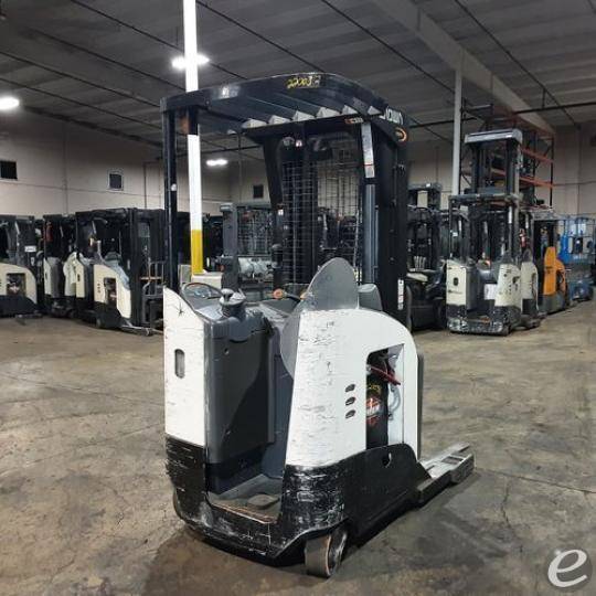 2018 Crown RR5725-45
