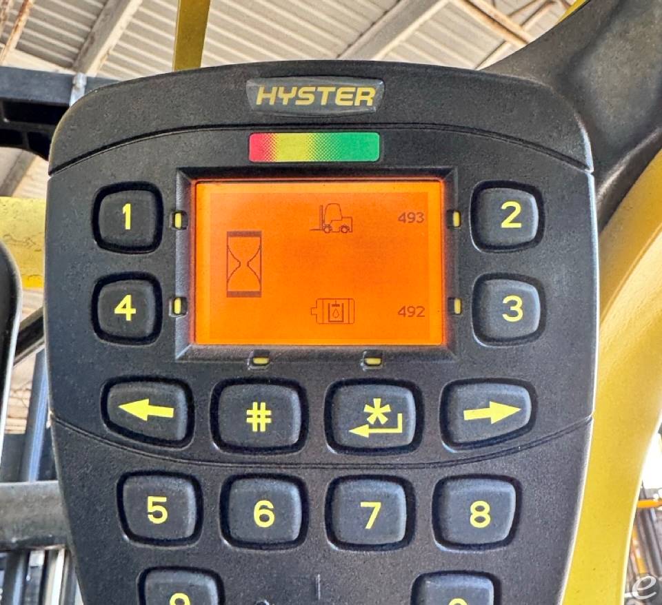 2015 Hyster E35XN Electric Forklift - 123Forklift
