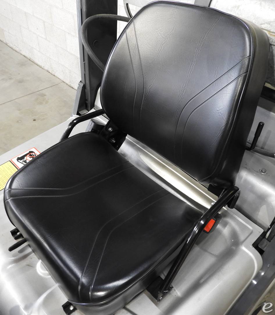 2010 Nissan MCP1F2A25LV