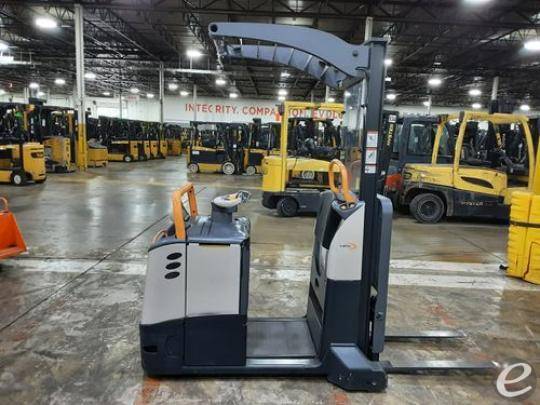 2020 Crown MPC3040-26