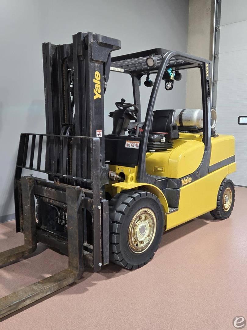 2011 Yale GLP100VX LP Gas Forklift - 123Forklift