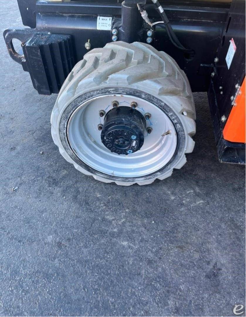 2022 JLG RT4769