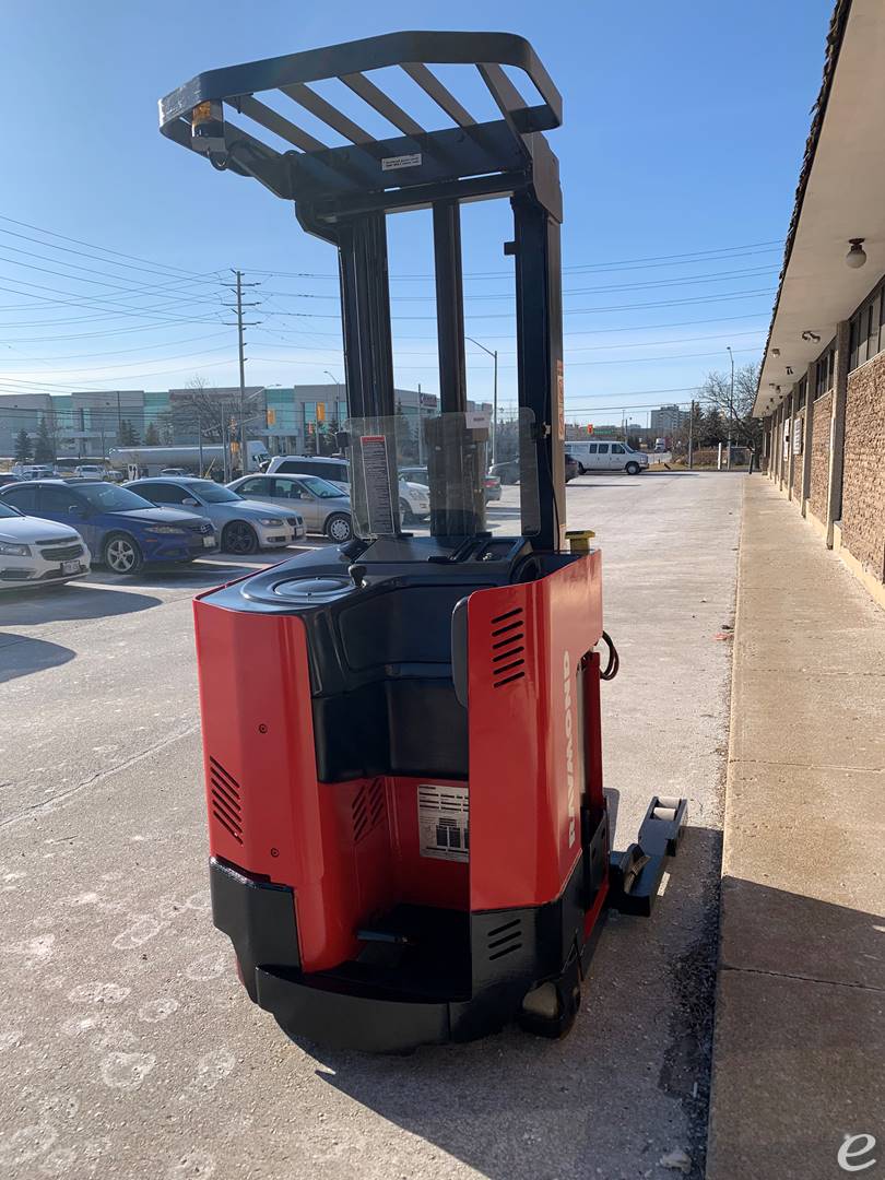 2003 Raymond ET-30RTT Electric Reach Truck - 123Forklift