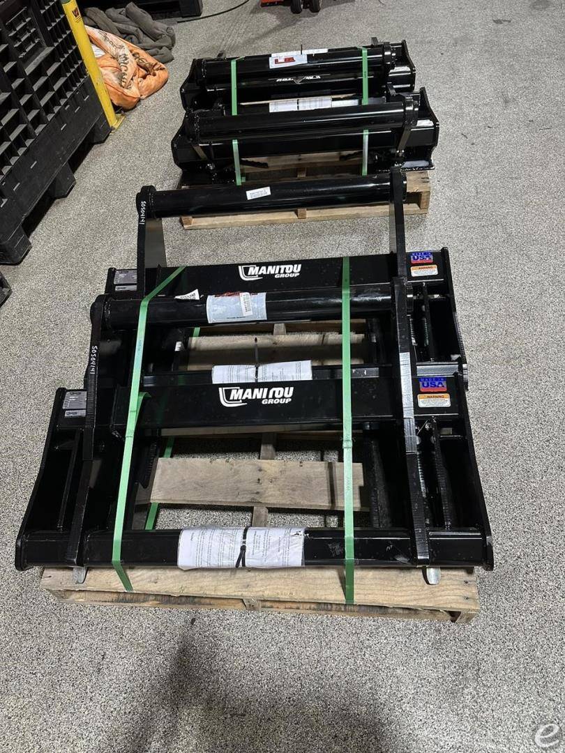 2024 Manitou UNIVERSAL SKID ADAPTER PLATE