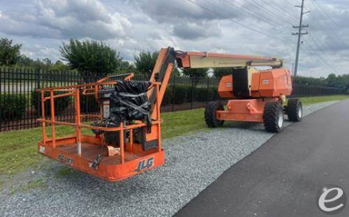 2014 JLG 800AJ