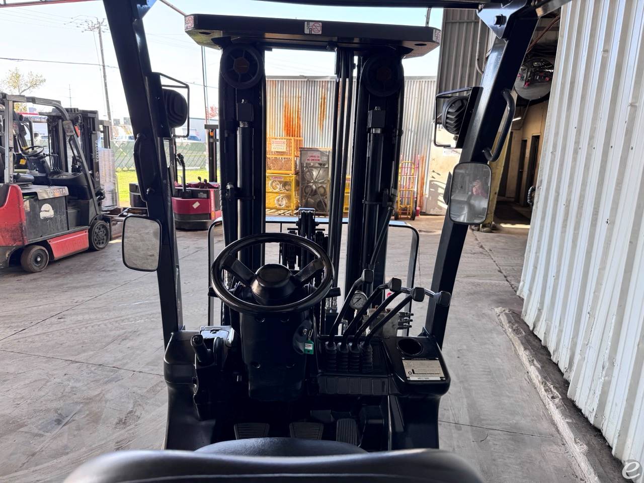 2015 Unicarriers MCP1F2A25LV LP Gas Forklift - 123Forklift