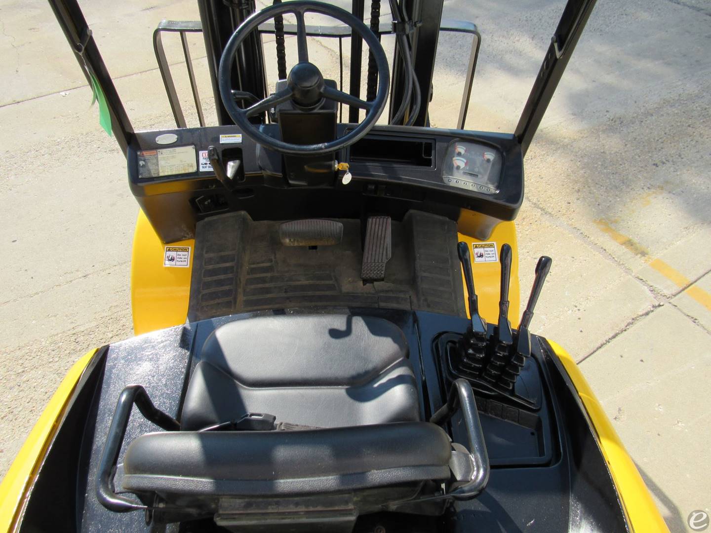 2004 Hyster H80XM