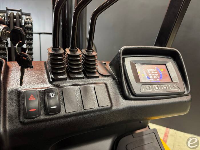 2026 Viper Lift Trucks FY35F