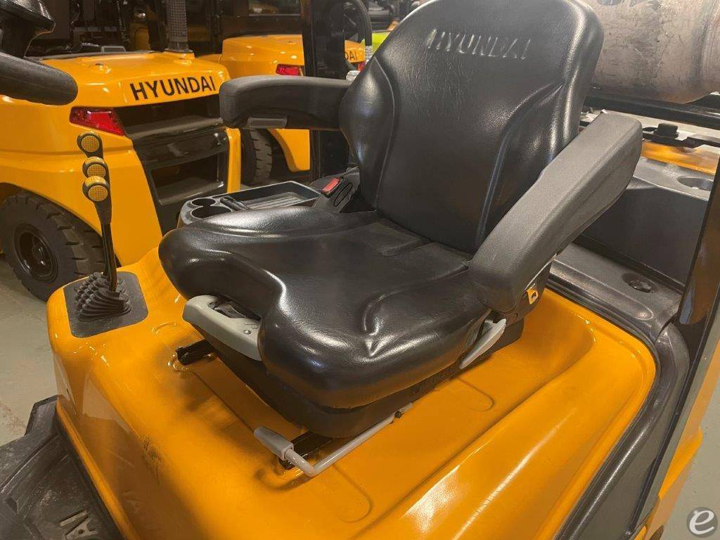 2023 Hyundai 25LC-7A