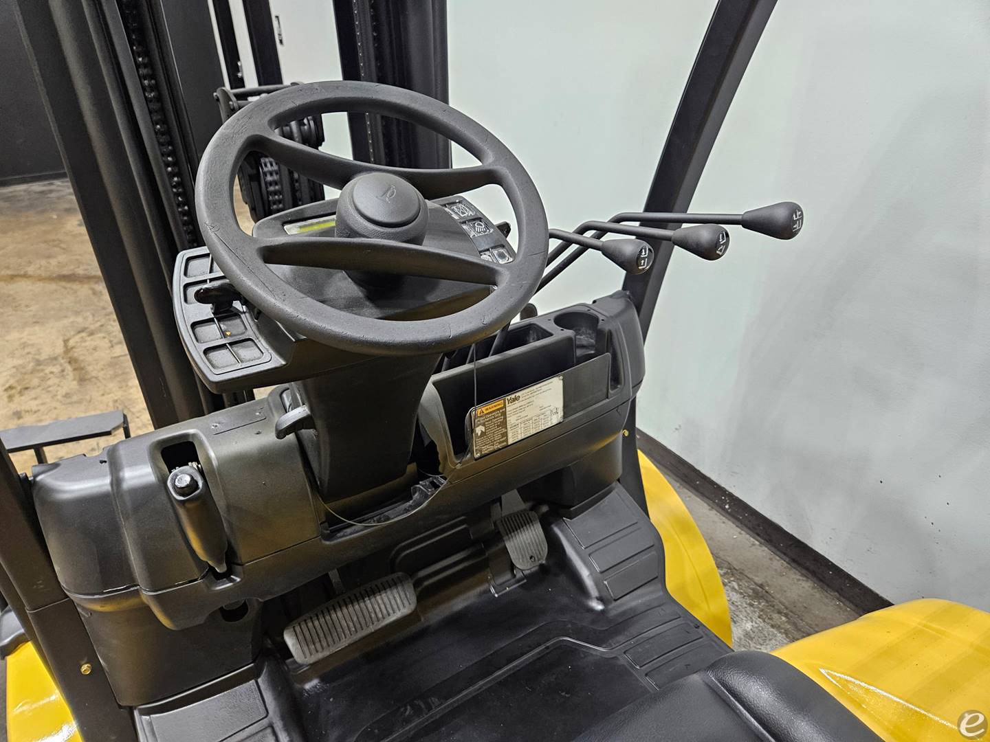 2016 Yale GLP060VX