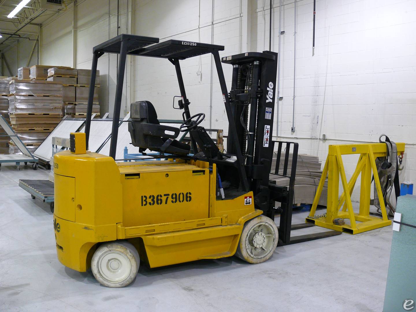  Yale ERC080HDN36SE092SR Electric F...