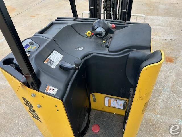 2022 Yale ESC035AD