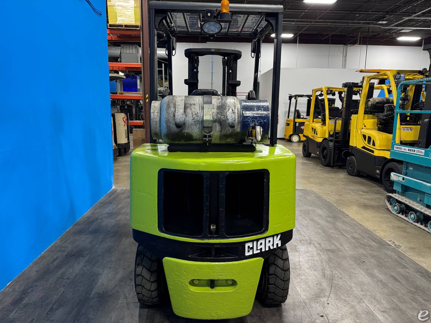 1999 Clark CGP30