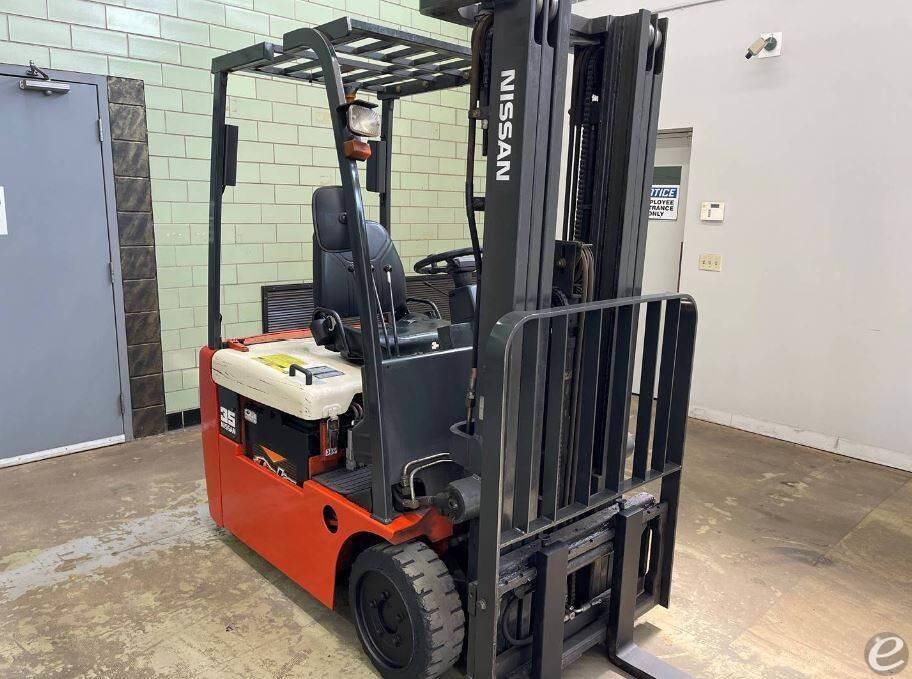 2004 Nissan                                             ET3500 Electric Forklift - 123Forklift