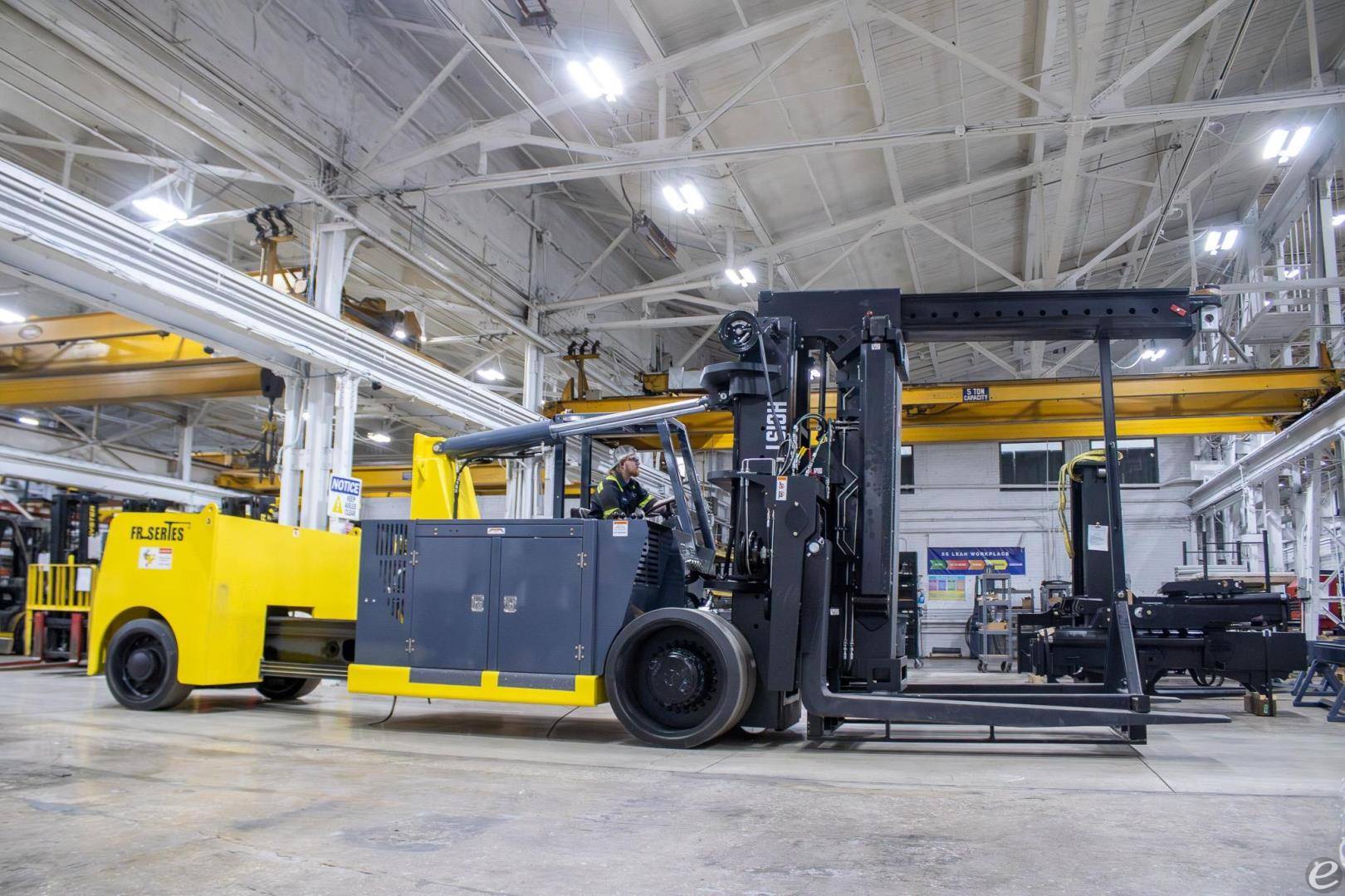 2027 Hoist Liftruck FR60-80