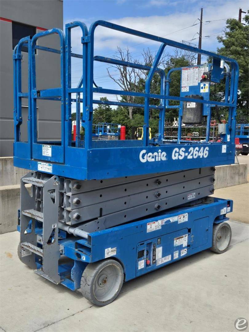 2011 Genie GS2646 Electric Scissor Lift - 123Forklift