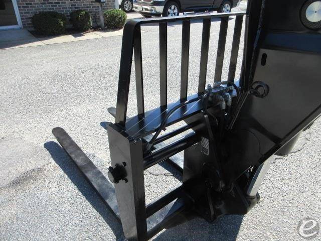 2015 JLG 1255