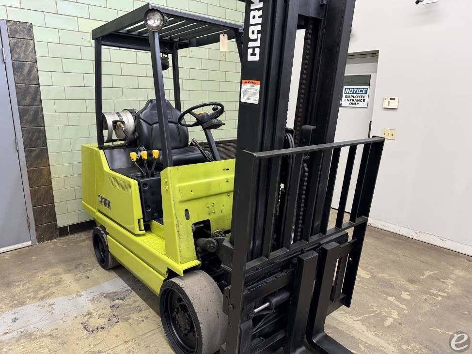 1992 Clark GCX30 LP Gas Forklift - 123Forklift