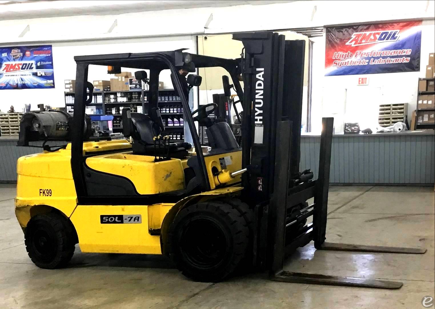 2016 Hyundai 50L-7A