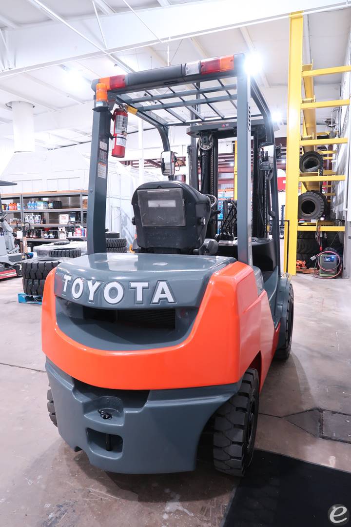 2015 Toyota 8FDU25 Diesel Forklift - 123Forklift