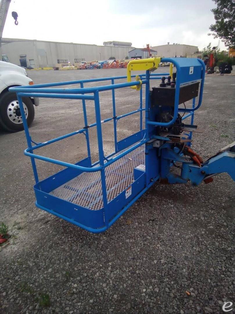 2013 Genie ZX135/70