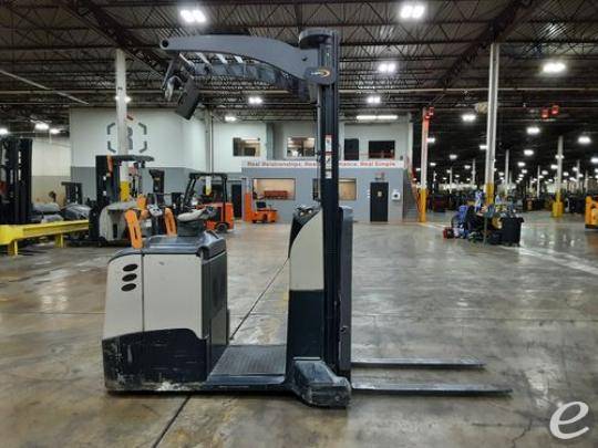 2018 Crown MPC3040-26 Electric Order Picker - 123Forklift