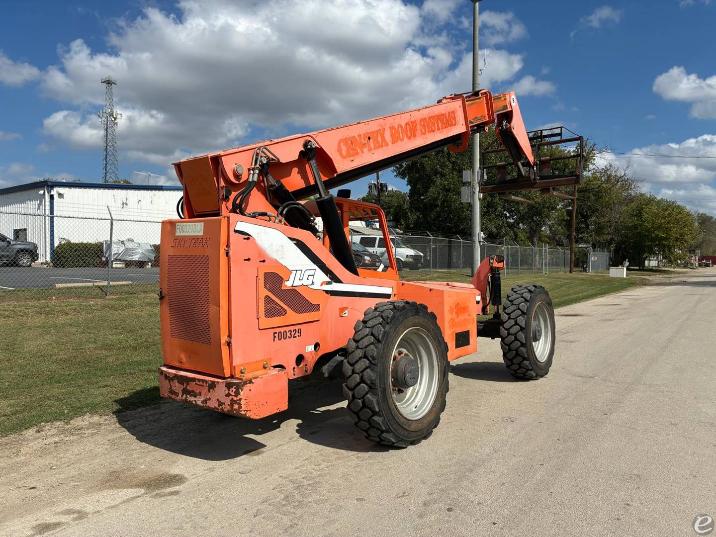 2013 Skytrak 8042