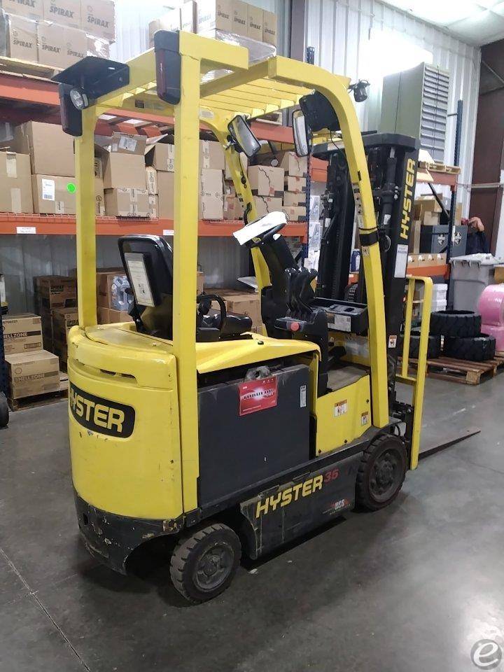 2020 Hyster E35XN