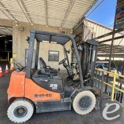 Doosan G25E-5