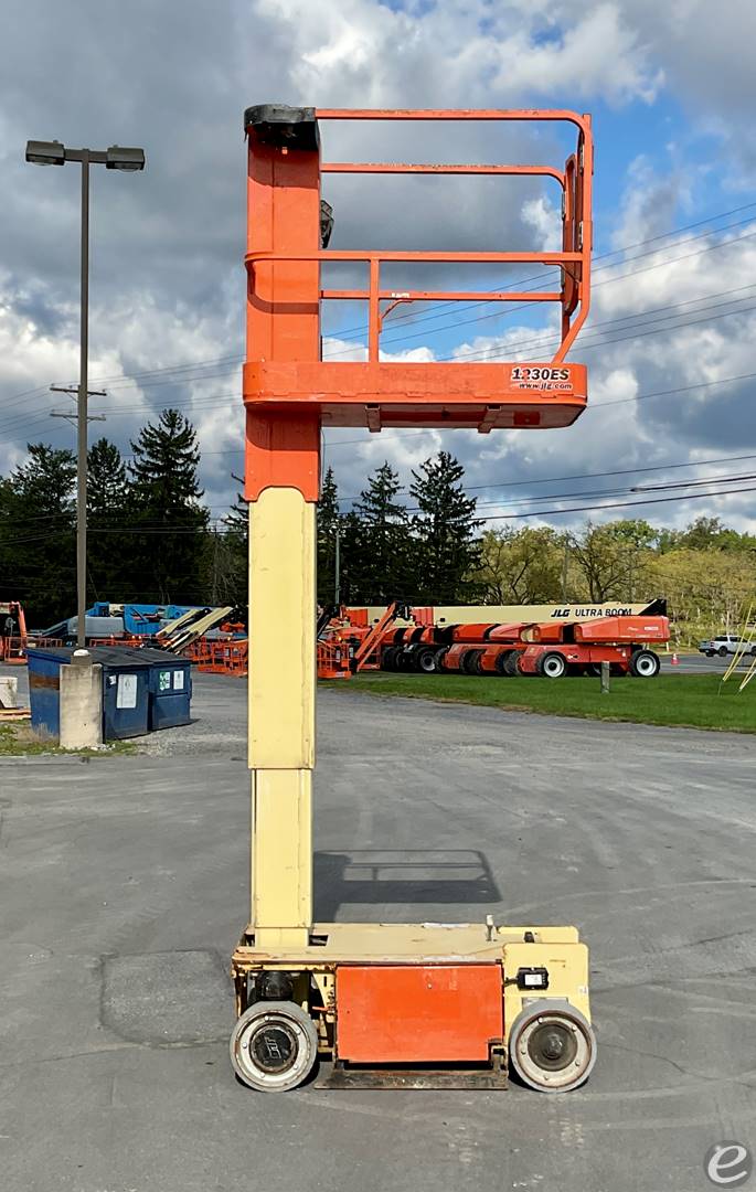2013 JLG 1230ES