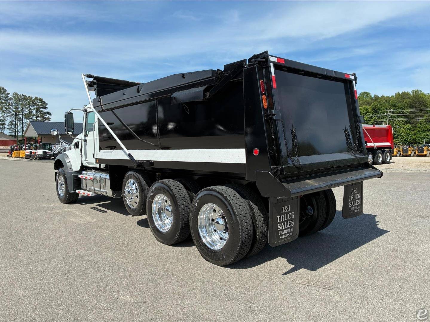 2020 Mack GRANITE 64FR